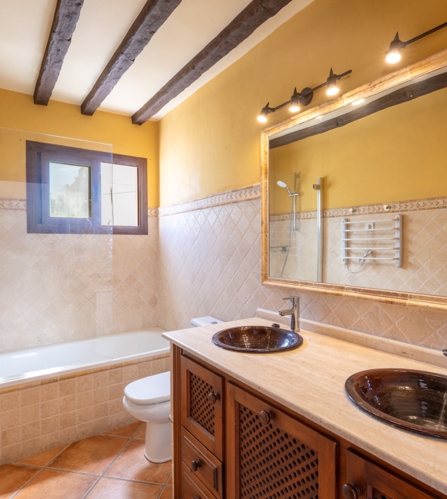 Resa Estates house huis te koop Siesta bathroom .jpg